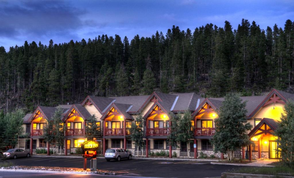 Breckenridge Hotel | Breck Inn
