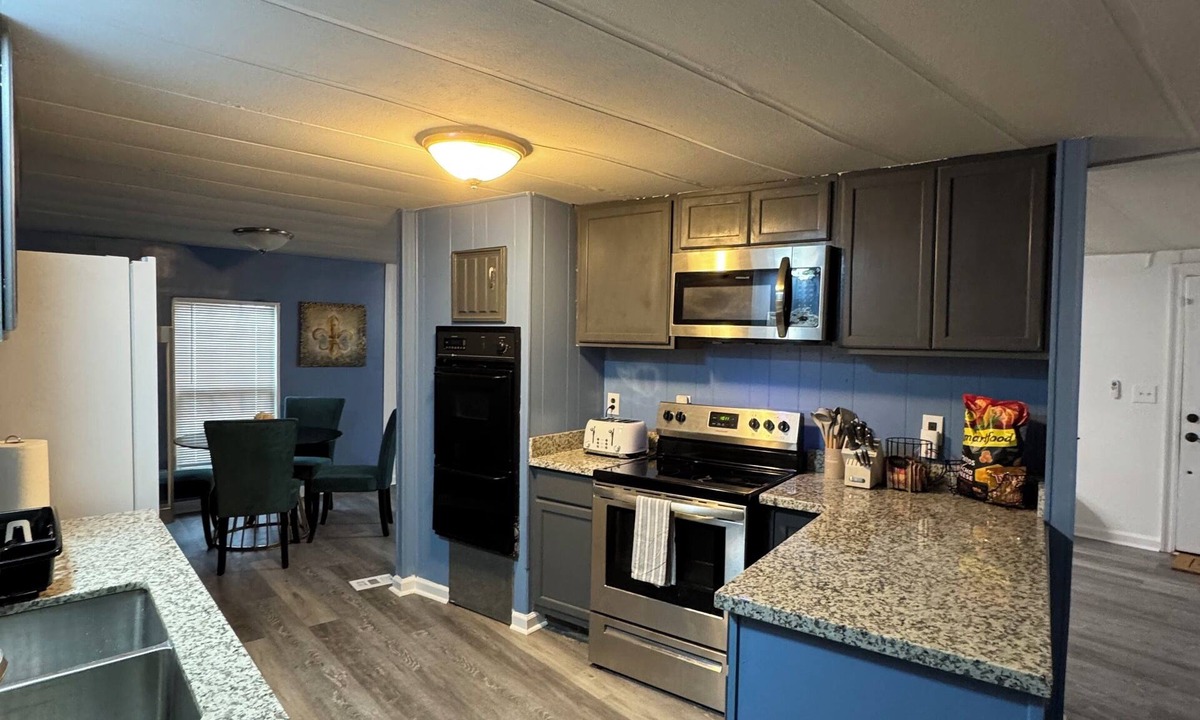 Slidell House | ’COZY &STYLISH RETREAT IN SLIDELL 5-STAR COMFORT”!