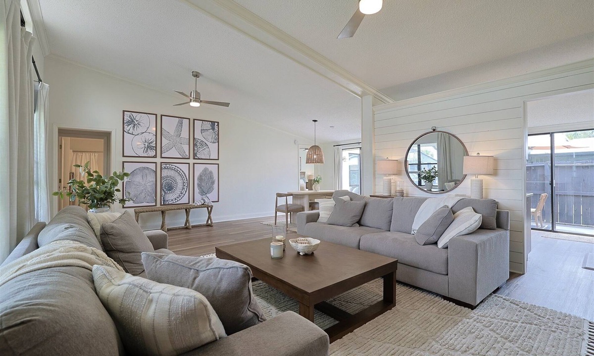 New Smyrna Beach Villa | Modern Coastal 2 bed 2 bath villa, pet friendly, 2 miles from beach