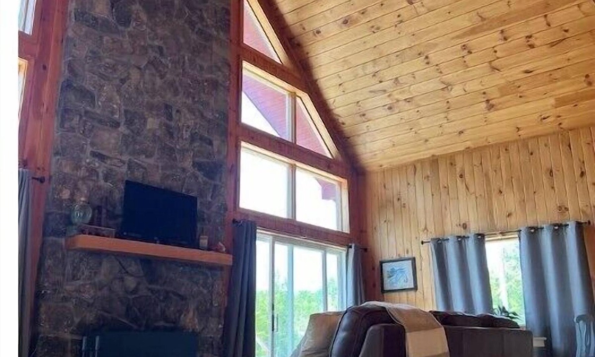 Plymouth Cabin | Private Hideaway in NH Mountains