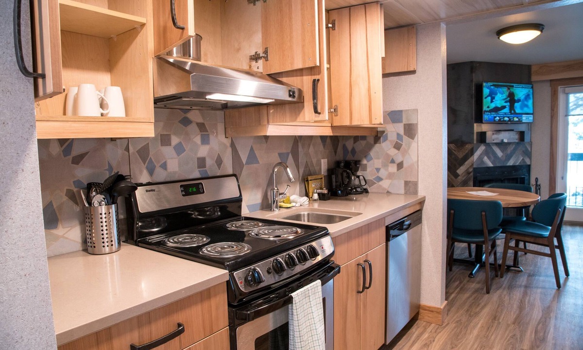 Banff Condo | Quiet, Bright, Cozy Banff Condo