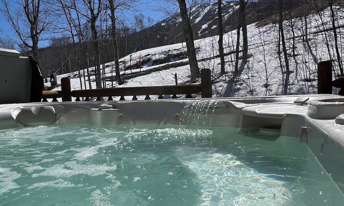 Carrabassett Valley Condo | Ski in ski out Condo at the Timbers, Sugarloaf