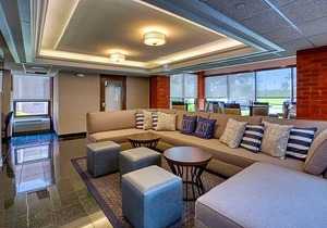 3-Star Hotel ∙ Drury Inn & Suites St. Louis - Fairview Heights in Fairview Heights