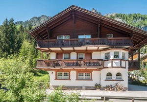 Casa Lorenz 4 in Canazei