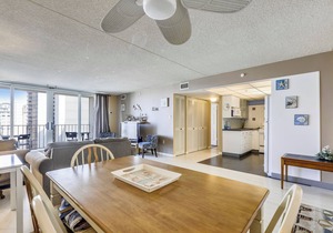 FREE DAILY ACTIVITIES & LINENS INCLUDED*! 2bed/2bath Quayh condo available for a mini-week! in Ocean City