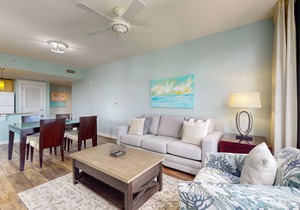 Golf-course & water-view condo with central AC, shared pool/hot tub in Miramar Beach