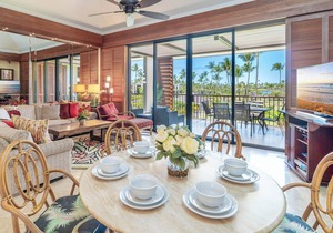 Gorgeous Oceanfront Terrace Condo - Near Beach Club! in Kamuela