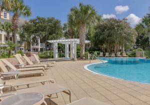 Studio ~ Kitchenette ~ Family Friendly in Miramar Beach
