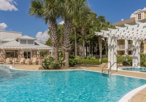 Studio ~ Kitchenette ~ Family Friendly in Miramar Beach