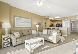 STUNNING VIEWS FROM THE BALCONY! BCH SRVC INCL! in Panama City Beach