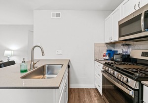 Stylish 2BR in Highland Austin TX 2382 in Austin