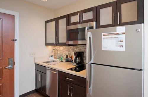 Downtown Baltimore Hotel | 3 Pet-Friendly Suites at Historic Location Near Power Plant Live!
