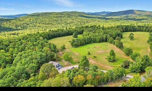 Wilmot House | Big Meadow Farm at New London and Pleasant Lake