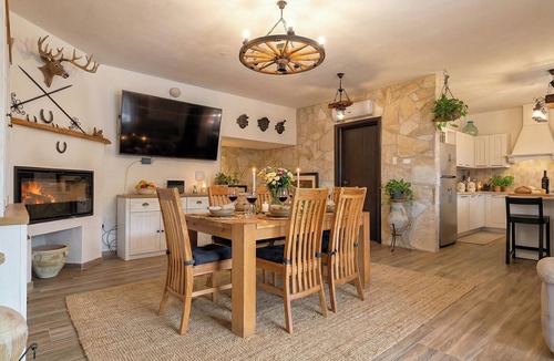 Alghero Villa | ClickSardegna Alghero Villa Flaminia, with independent swimming pool, SPA & Gym