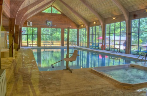 Sapphire Villa | Emerald Inn with Mountain Views in Sapphire Valley Resort, Mountain View Townhouse in heart of Resor