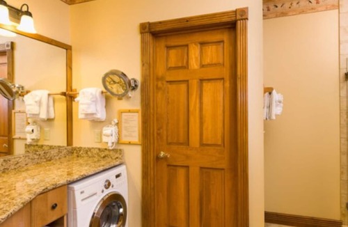 Gatlinburg Villa | FIVE BEDROOM VILLA-WESTGATE SMOKY MOUNTAIN RESORT AND WATERPARK