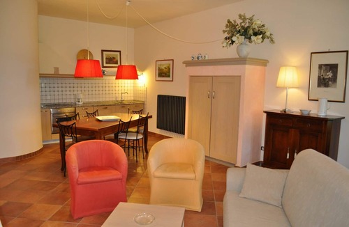 Iano Apartment | Flat in Iano,covered terrace, A/C, village walking distance,Wi-Fi,pool, sleeps 6