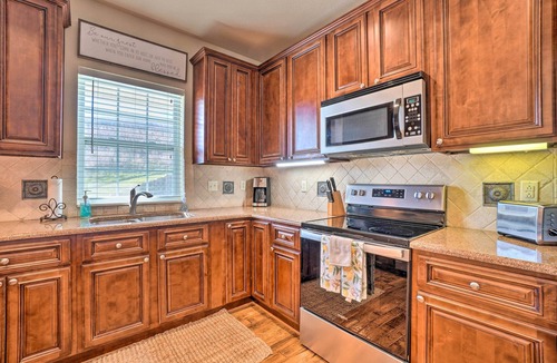 Branson Villa | Group Winter Retreat! Stunning Villa Near SDC