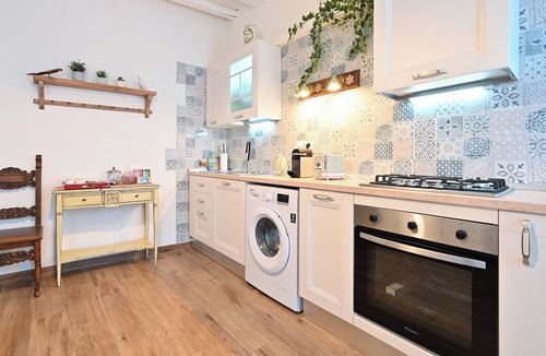 Mestre Villa | HouseElena/Villettawithgarden/Neighborhood/Neighborhood/apiedi Station/private parking