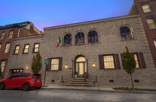 Little Italy Villa | Italian Villa by Harbor East w/indoor pool, 4 car parking sleeps 10