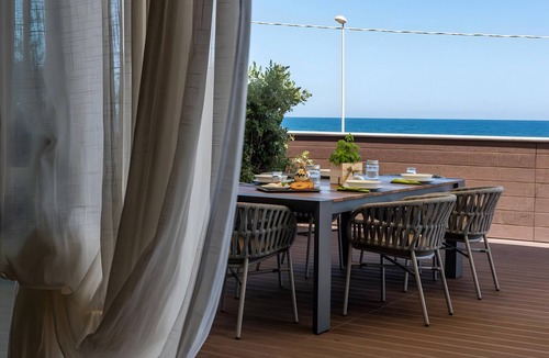 Municipio 1 Apartment | 'Luxury Terrazza' Apartment with Sea View, Wi-Fi, and Air Conditioning