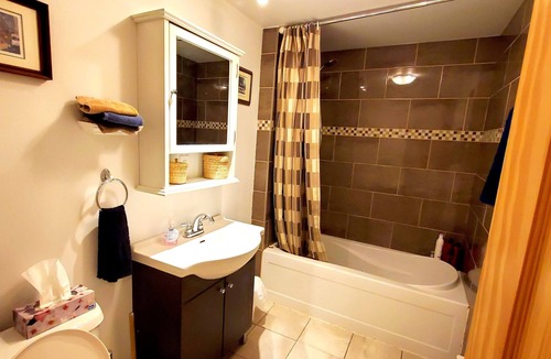 Hochelaga-Maisonneuve Bed & Breakfast | Maison Montplaisir
