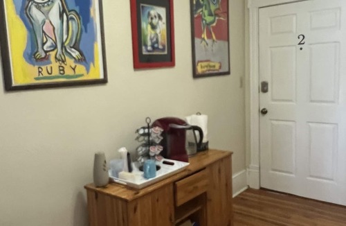 Berkeley Springs House | Norma Jeans