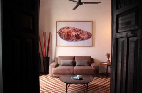 Barrio de Santiago Villa | Oasis with natural pool in the heart of Mérida