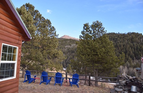 Rainbow Valley Cabin | Pikes Peak’s Sentinel Point View, Starlink, WiFi, YouTube, Divide, Woodland Park