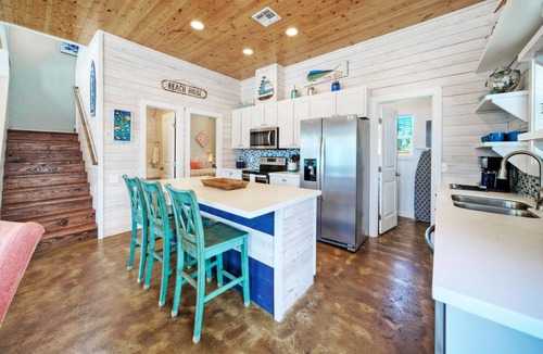 Port Aransas Villa | Pool Cabana, Backyard w/Fire Pit, Walk to the Beach | Villa Reel by AvantStay