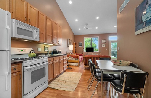 South Haven Villa | Sleepy Hollow Beach Resort, Terrace 21 – Family Fun on Lake Michigan!