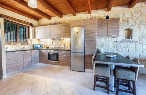 Spilia House | SpiliaInn