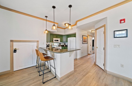 Sheboygan Villa | Wandering Waves | Beachfront Lake Michigan Stay!
