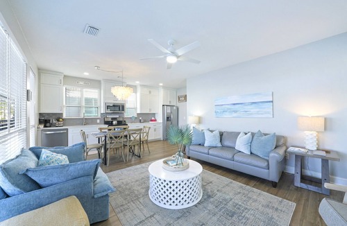 Destin Villa | Waterfront Villa~Beach Service~Steps to Sand~Pool