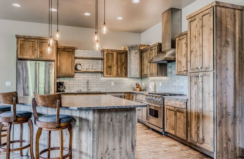 Whitefish Villa | Whitefish Mountain Escape, 6 Bedroom Sleeps 14, Amazing Views!