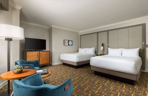 Lower Nob Hill Hotel | Wonderful City Escape! 3 Pet-Friendly Units, Bike Rentals, Nearby Union Square!