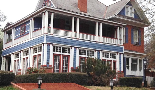2439 Fairfield "A Bed and Breakfast" in Shreveport