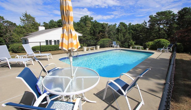 86 Spring Hill - Private Pool in Sandwich