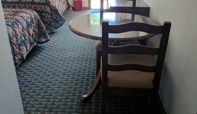 All Seasons Motel in Rock Falls