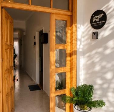 Amaya Pine Studio in Panagia