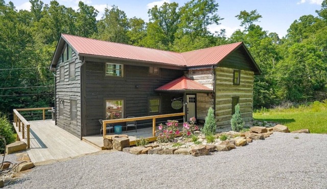 Amazing hand-hewn log home on almost 5 acres of privacy! in Lancaster