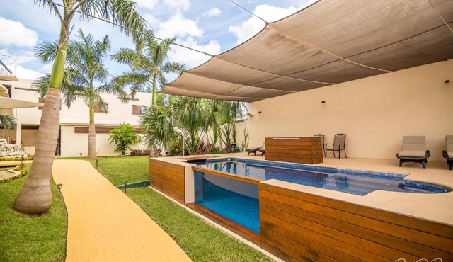 Azcapri Villa Boutique & Spa #2 Delfín in Cancún