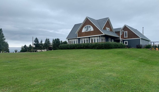 Barachois Beach family retreat - Tourism PEI license # 1201211 in Anglo rustico