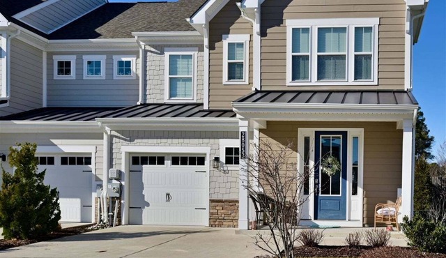 Bayside: Fenwick Island: 4BR 2.5 Baths New Listing in Selbyville