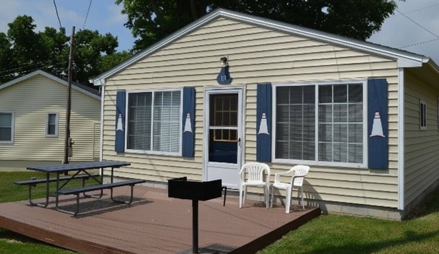 Beach Access 3BR Villa #19 at South Beach Resort — Bay Views in Lakeside Marblehead