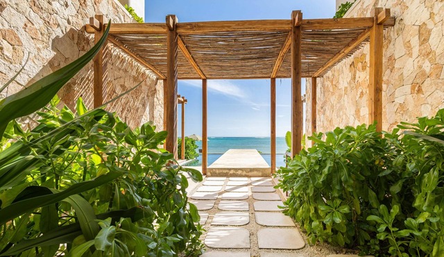 Beachfront 2BR Condo in Bahía Tankah, Tulum in Tulum Municipality