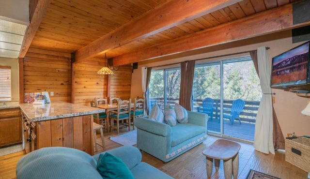 Bear Claw Inn in Big Bear Lake