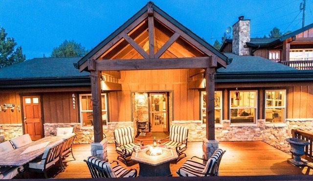 Bend Country 4 BR/3 Bth, Amazing 9 Mt View, 9 acre, Peaceful Getaway in Terrebonne