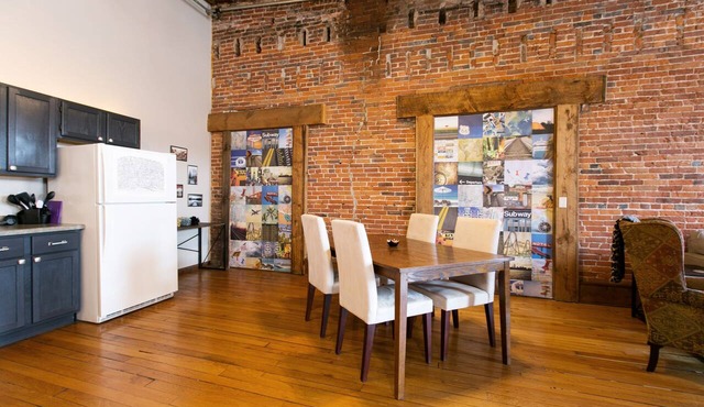 BestLocation|Romantic|ViewBridgeFromBed|Couples|Pets|Photo backdrop|Nightlife! in Stillwater