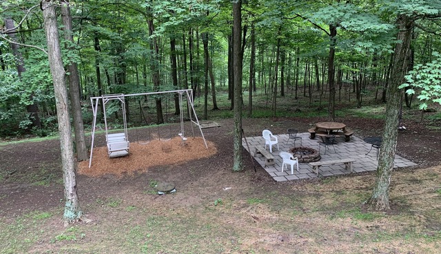 Black Connection Valley Lodge in Orbisonia